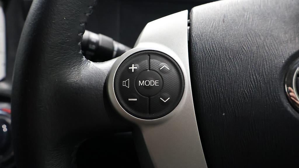 2012 Toyota Aqua G Hybrid image 335222