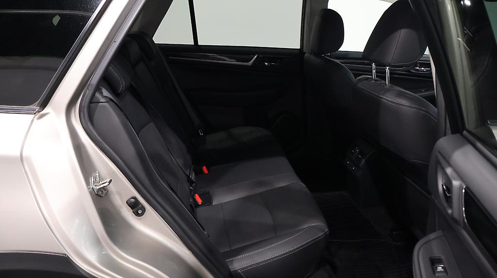 2014 Subaru Outback Limited AWD image 331901