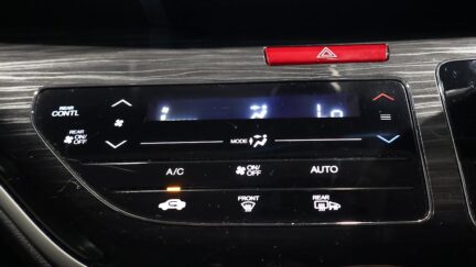 2015 Honda Odyssey Absolute Advance image 333664