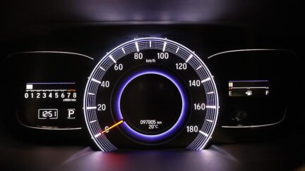 2015 Honda Odyssey Absolute Advance image 333661