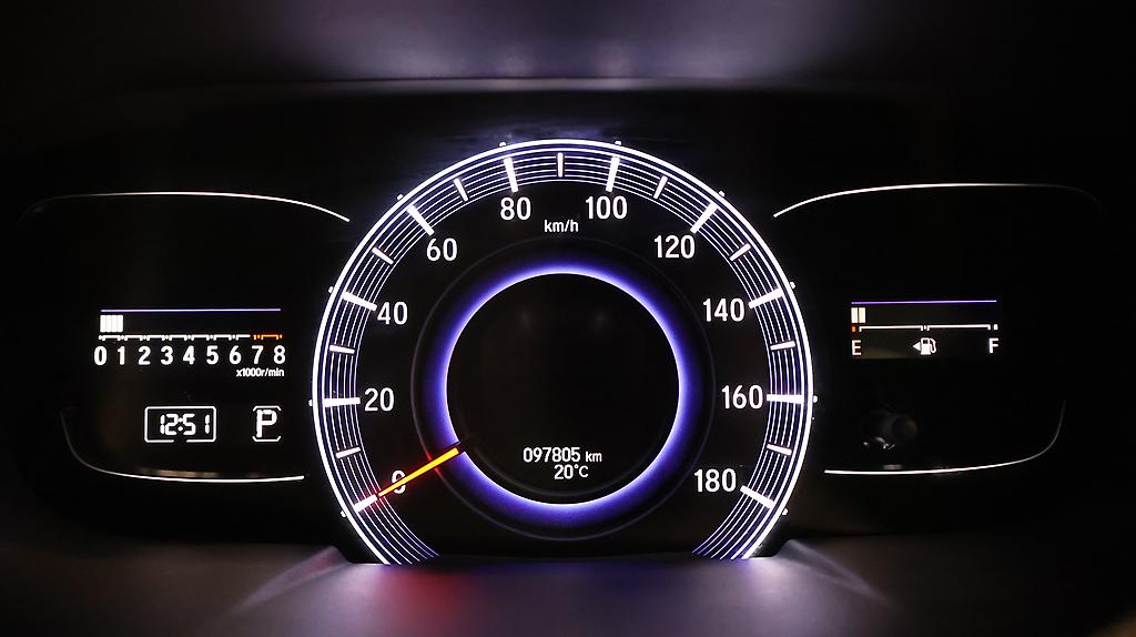 2015 Honda Odyssey Absolute Advance image 333661
