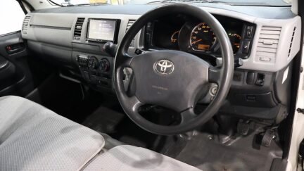 2009 Toyota Hiace 5 Door High Roof –  Roof Racks image 331077
