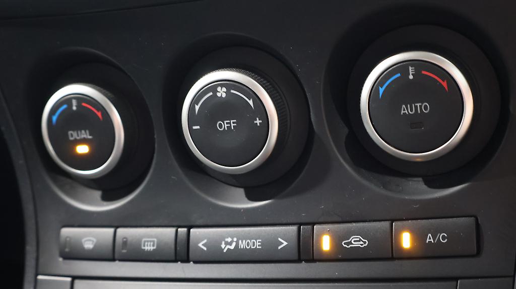 2013 Mazda Axela Sports 15S Sport Edition image 331930