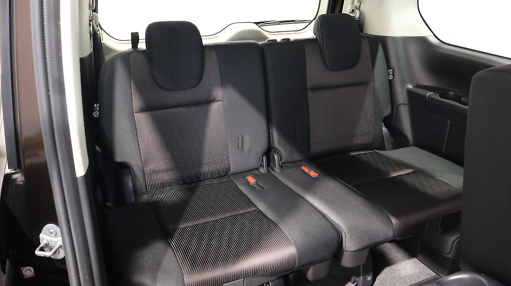 2016 Nissan Serena Hybrid Highway Star image 332292