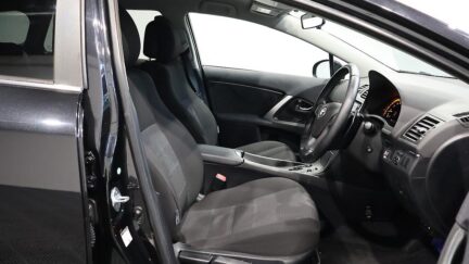 2015 Toyota Avensis Wagon Xi image 330942