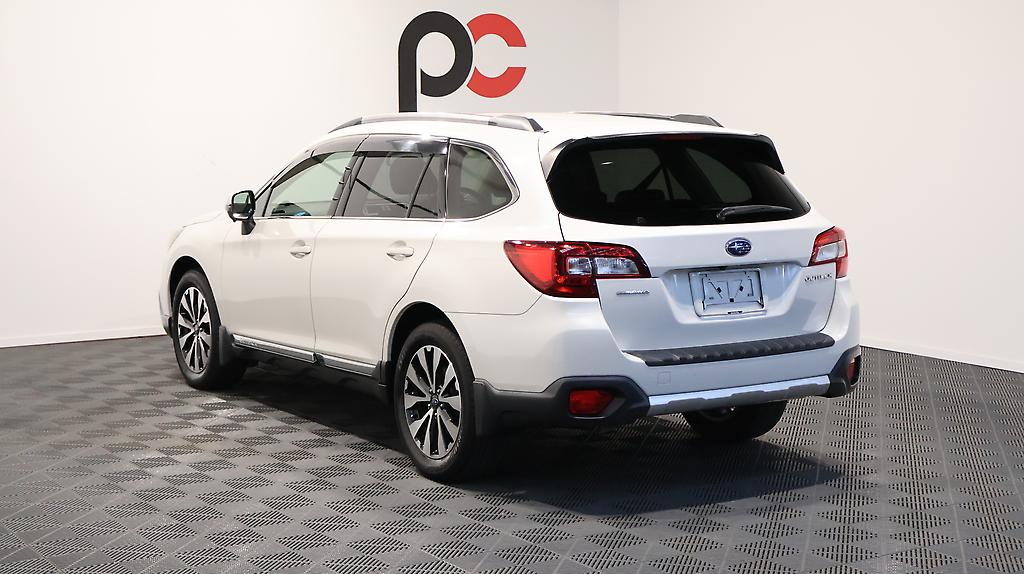 2015 Subaru Outback Limited with leather and cruise control image 332093