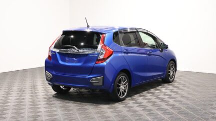 2014 Honda Fit Hybrid L-Package image 330889