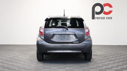 2012 Toyota Aqua G Hybrid image 335207