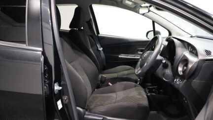 2015 Toyota Vitz image 333361