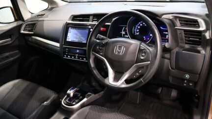 2014 Honda Fit Hybrid image 330965