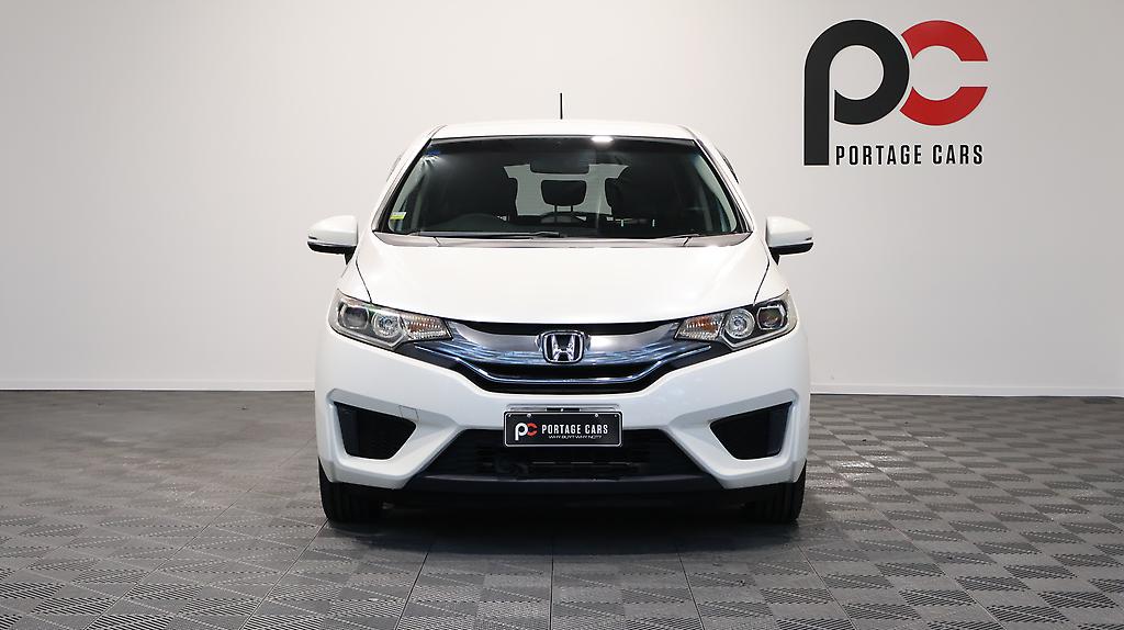 2014 Honda Fit Hybrid L Package image 335955