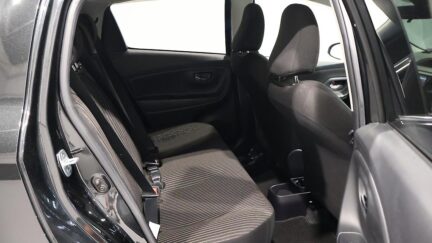 2015 Toyota Vitz image 333360