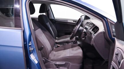 2014 Volkswagen Golf image 335254