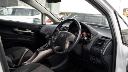 2007 Toyota Blade Push start, Traction control image 334946