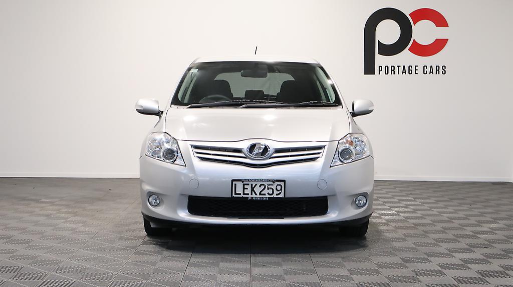 2012 Toyota Auris image 330820