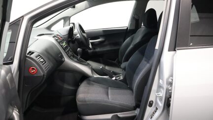 2012 Toyota Auris image 330826
