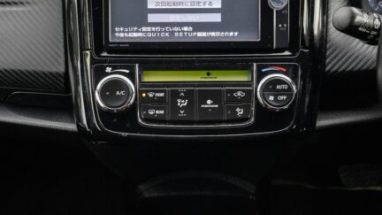 2014 Toyota Corolla WXB Push start, Half leather trim image 331735