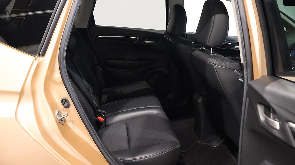 2014 Honda Fit Hybrid image 330962