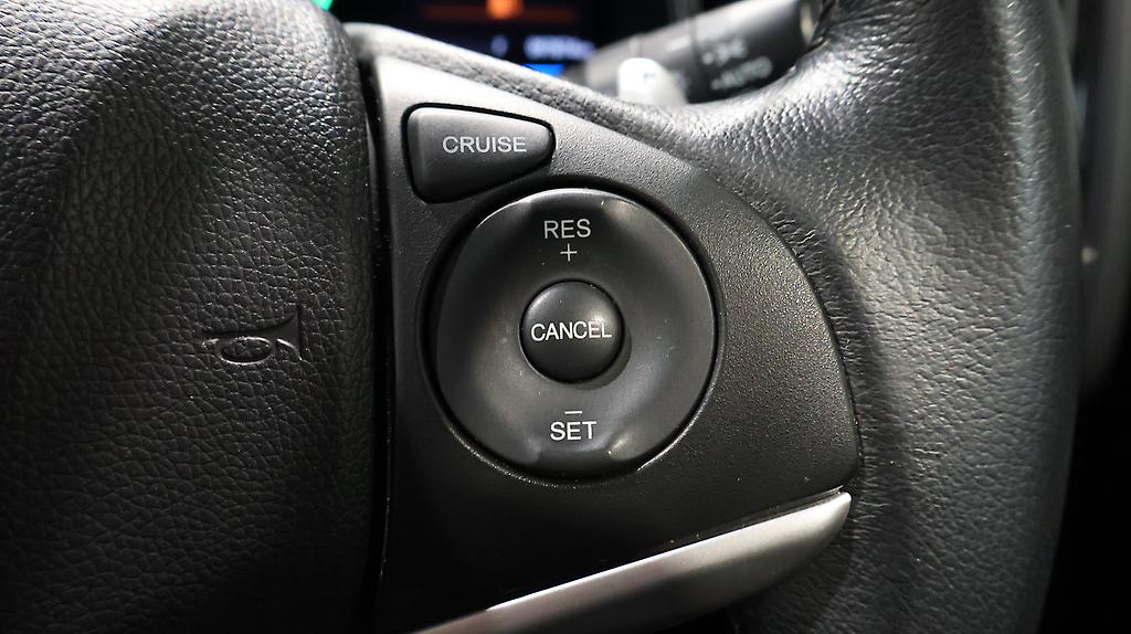 2015 Honda Shuttle Hybrid Z image 331351