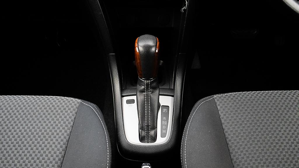 2013 Suzuki Swift Push start, Cruise control image 334423