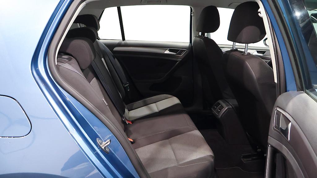 2014 Volkswagen Golf image 335253