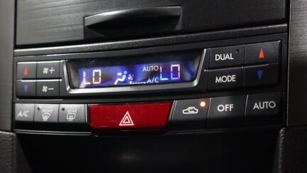 2012 Subaru Outback 2.5i Eyesight AWD with cruise image 335279