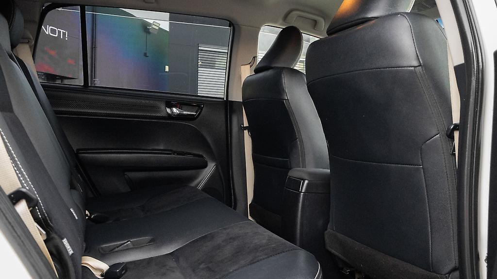2014 Toyota Corolla WXB Push start, Half leather trim image 331730
