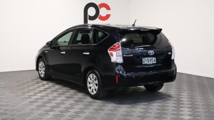 2018 Toyota Prius ALPHA image 335717