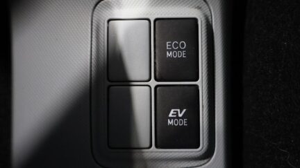 2012 Toyota Aqua S model with Alloys Push Start & Reverse Camera image 336014