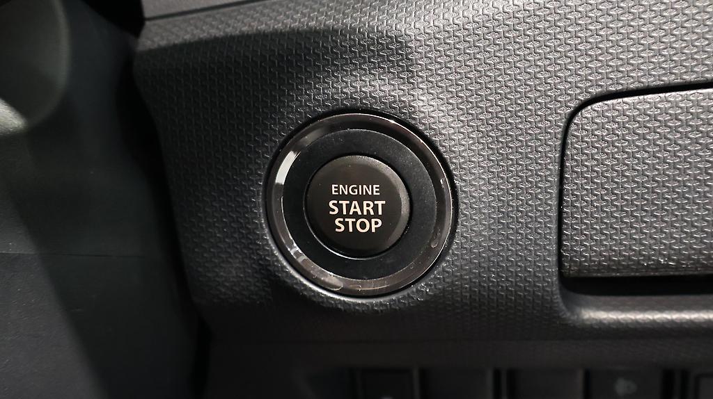 2015 Suzuki Solio G Limited image 335951