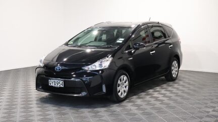 2018 Toyota Prius ALPHA image 335716