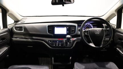 2015 Honda Odyssey Absolute Advance image 333659