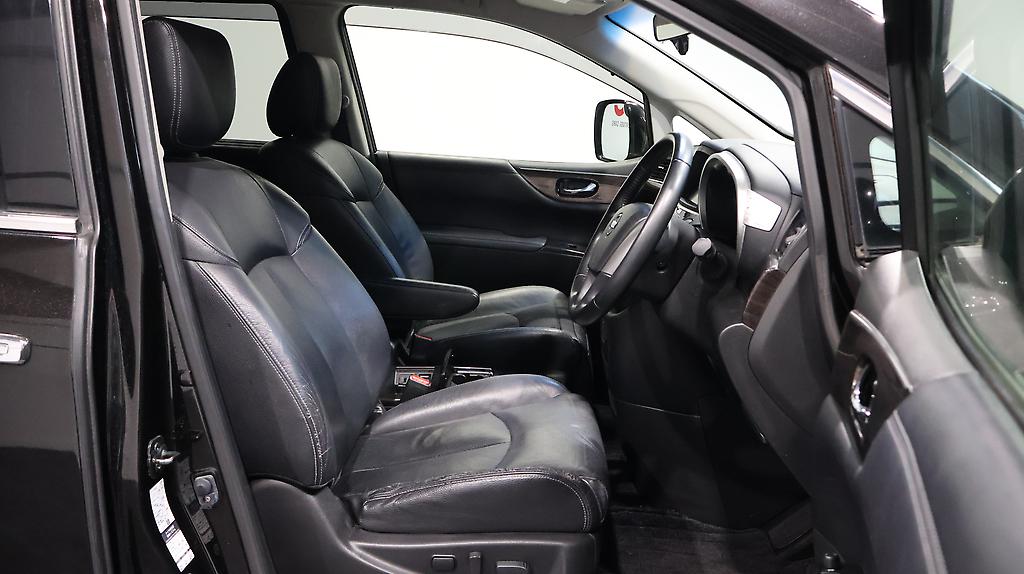 2013 Nissan Elgrand 250 Highway Star Black Leather image 335839