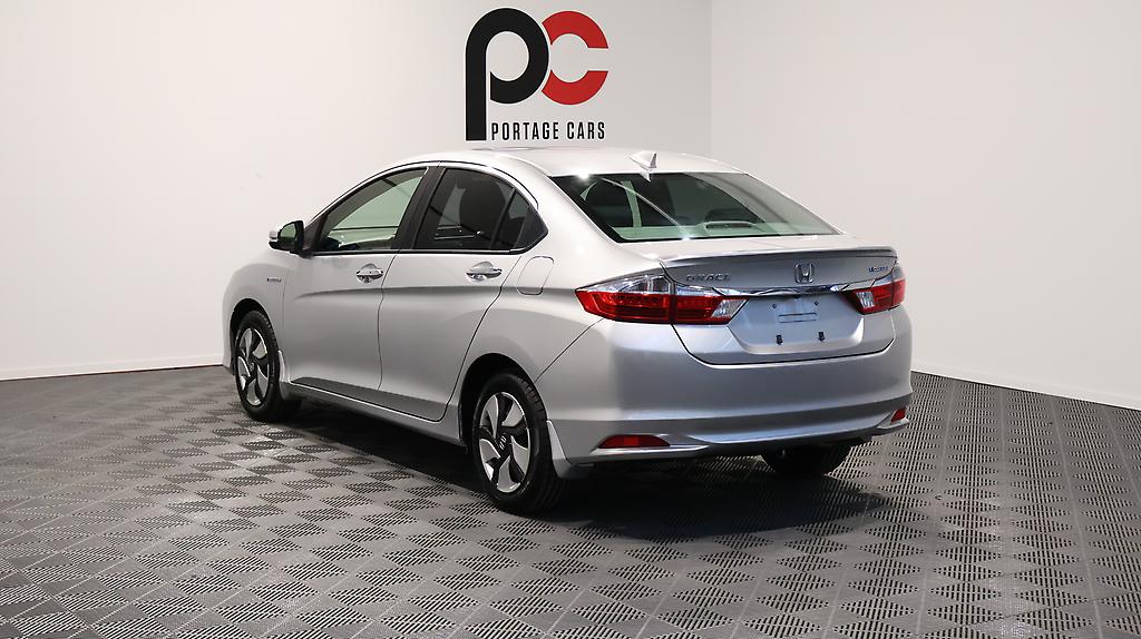 2014 Honda Grace Hybrid LX image 334108