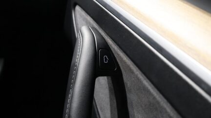 2022 Tesla Model Y REAR WHEEL DRIVE 60K image 333920