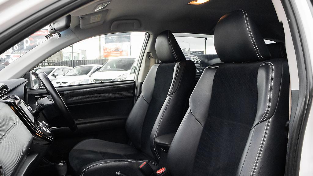 2014 Toyota Corolla WXB Push start, Half leather trim image 331738