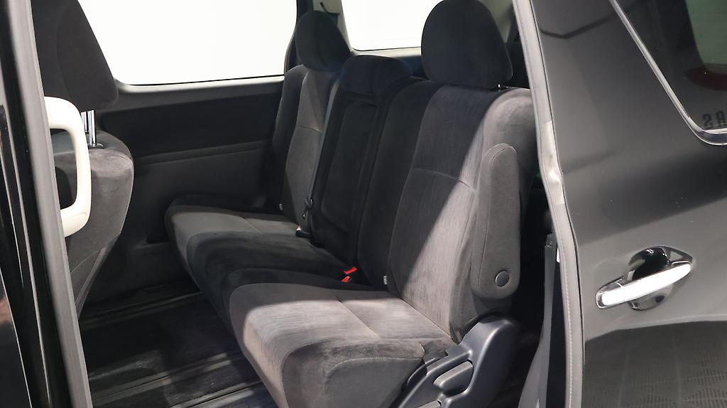 2013 Toyota Vellfire 2.4Z image 335094
