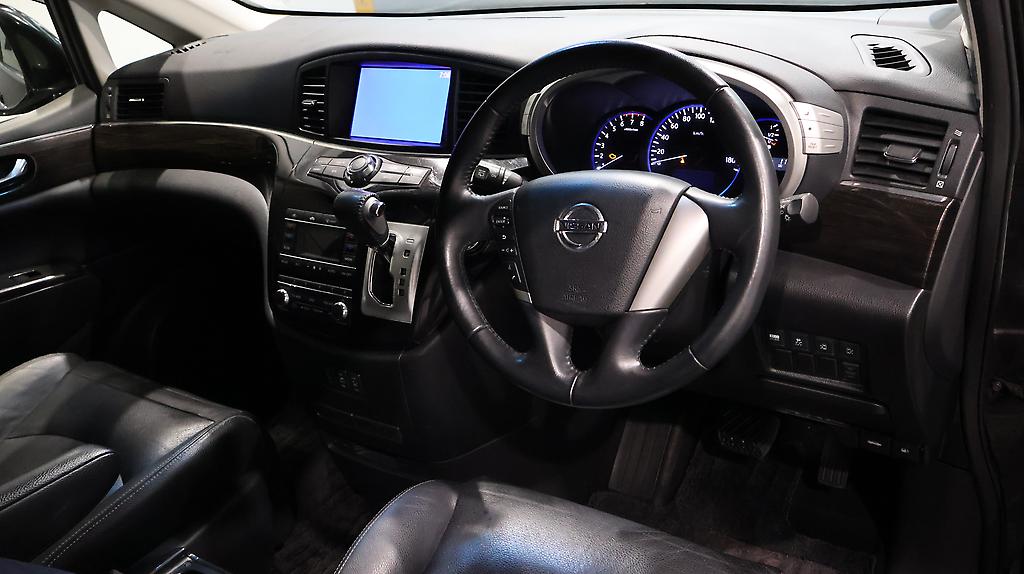 2013 Nissan Elgrand 250 Highway Star Black Leather image 335841