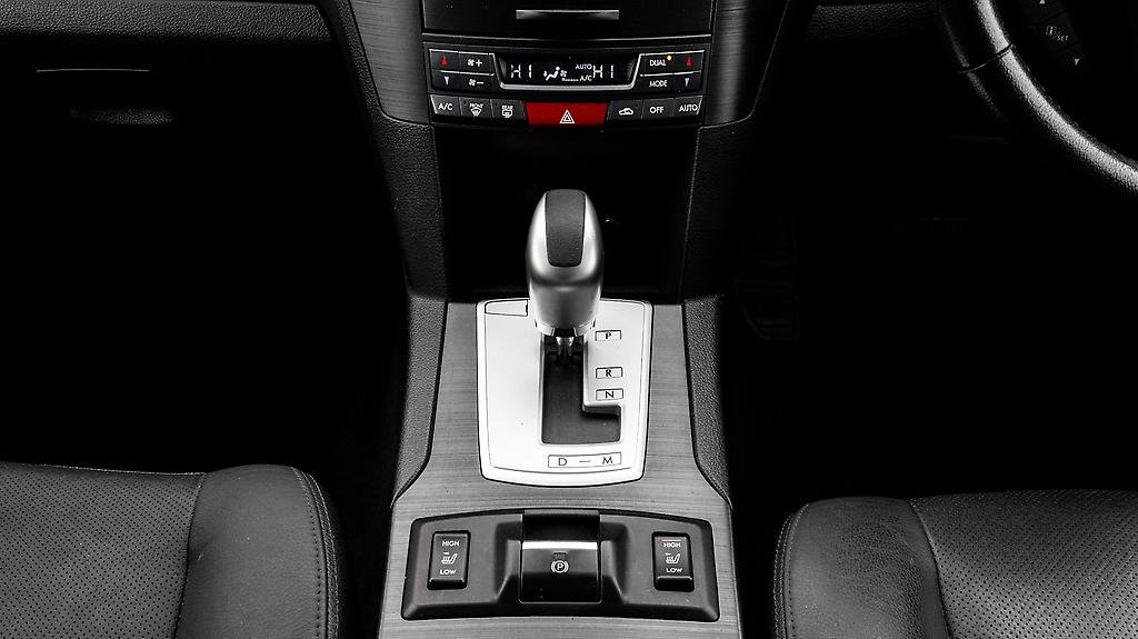 2013 Subaru Legacy TOURING WAGON Leather PKG image 331475