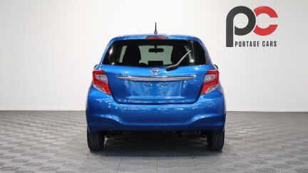 2015 Toyota Vitz image 333744