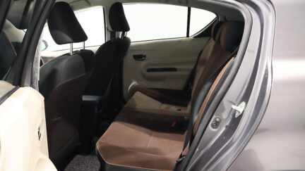 2012 Toyota Aqua G Hybrid image 335210