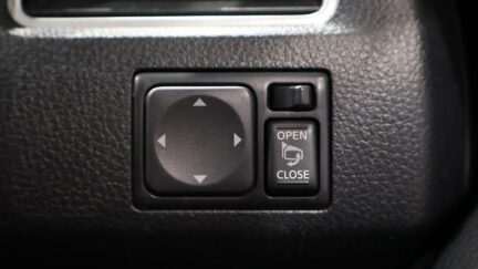 2013 Nissan Serena image 335801