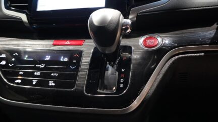 2015 Honda Odyssey Absolute Advance image 333665