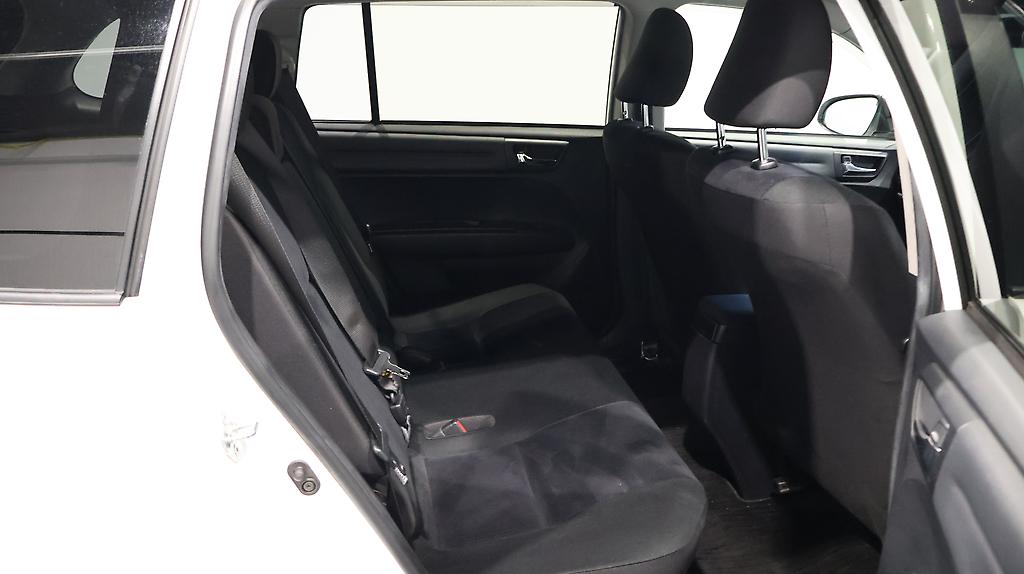 2014 Toyota Corolla Hybrid Fielder image 332997