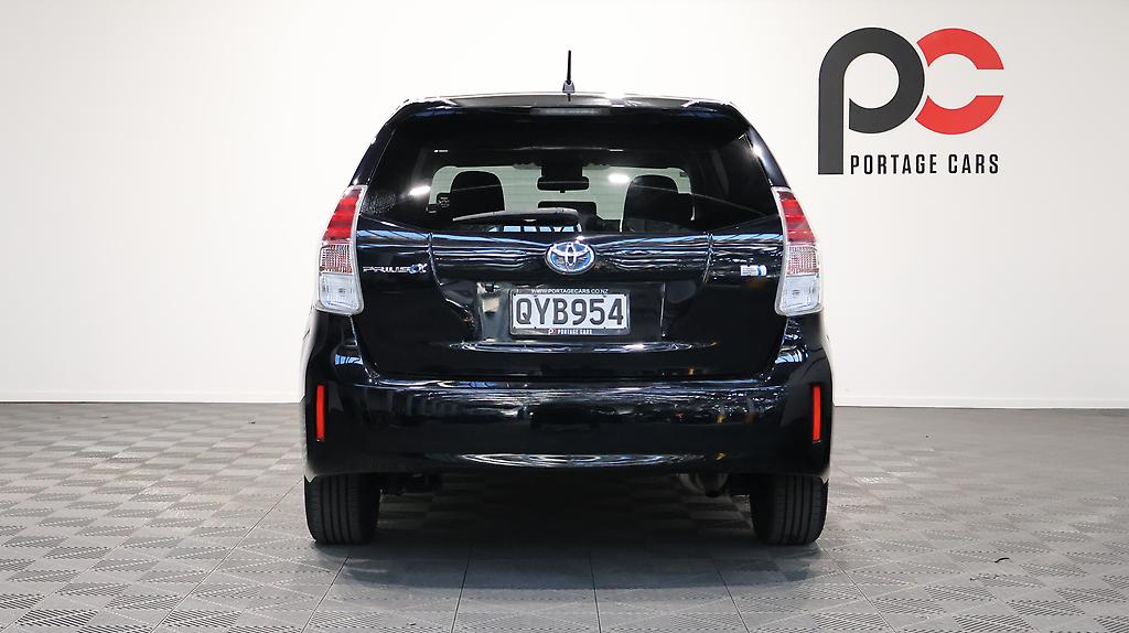 2018 Toyota Prius ALPHA image 335719