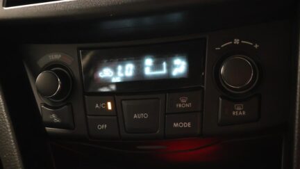 2015 Suzuki Swift RS 5 Speed Manual image 332040