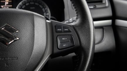 2013 Suzuki Swift Push start, Cruise control image 334424