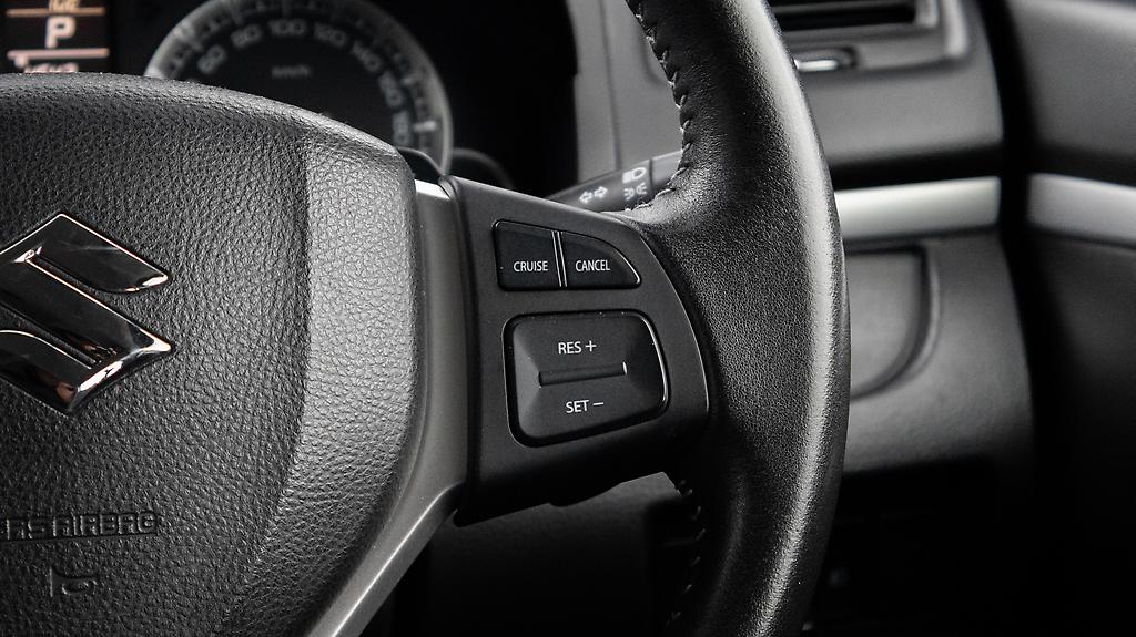 2013 Suzuki Swift Push start, Cruise control image 334424