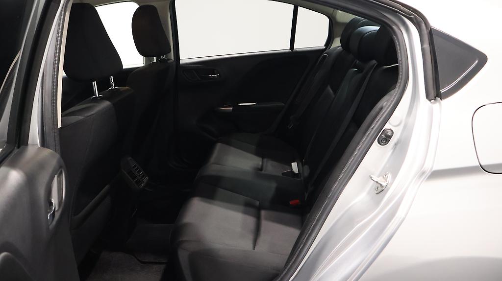 2014 Honda Grace Hybrid LX image 334113