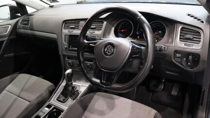 2014 Volkswagen Golf image 335256